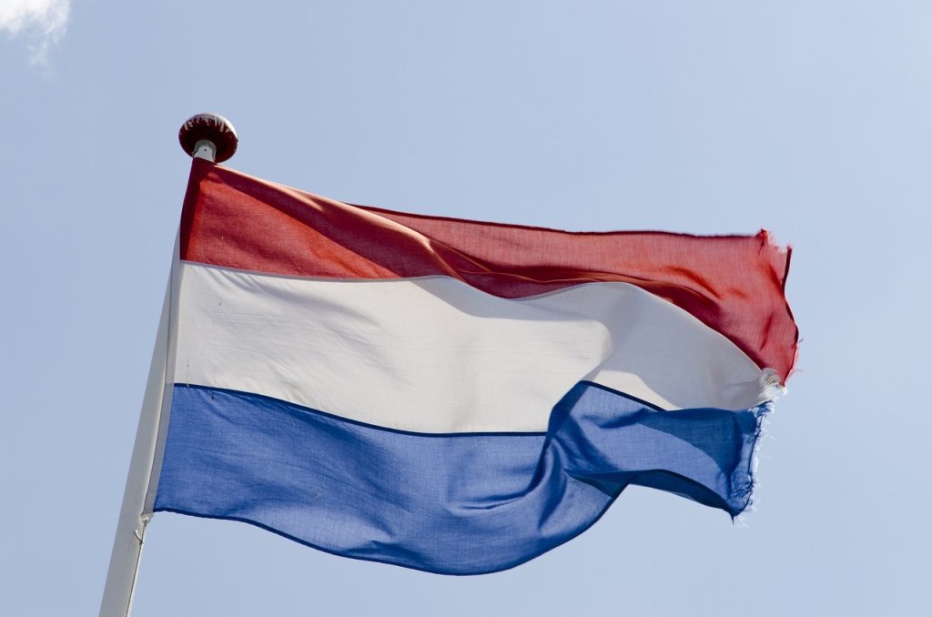 dutch flag, flag, red-889734.jpg